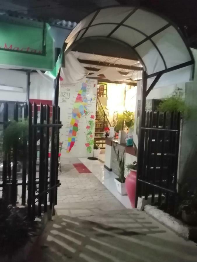 Cozy Inn Mactan Lapu-Lapu City Exterior photo